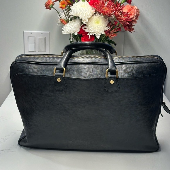 Burberrys Elegant Black Leather Unisex Business Bag EUC - Picture 2 of 14